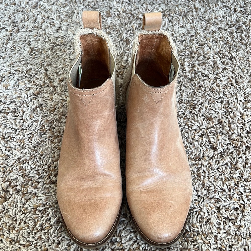 Brown Tom’s Teddy Booties